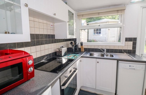 Polzeath House | DRIFTWOOD, pet friendly, country holiday cottage in Polzeath