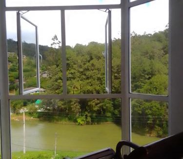Nuwara Eliya Hotel | Drizzle Ridge Hotel
