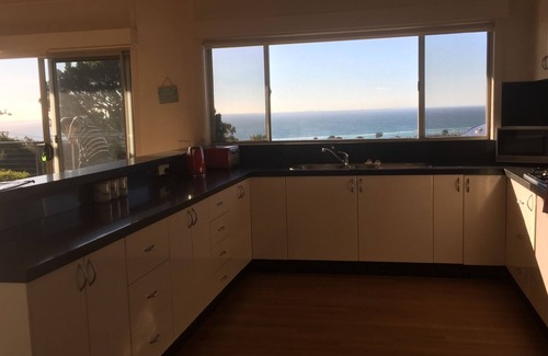 Dromana House | Dromana Bay Views Retreat