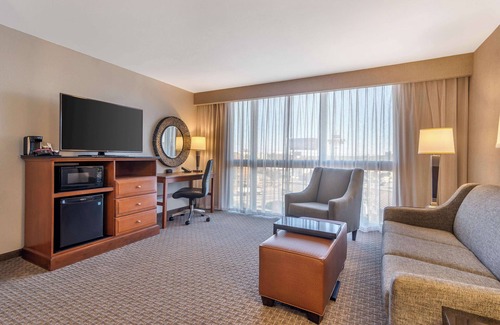 East Point Hotel | Drury Inn & Suites Atlanta Airport