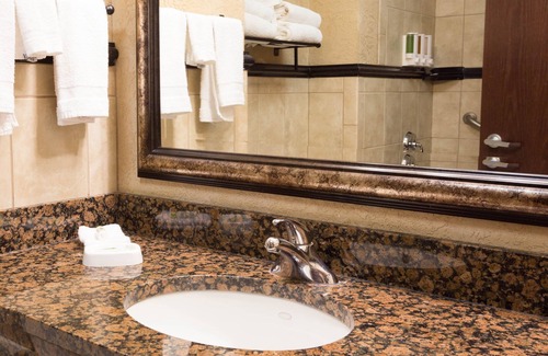 Northern Arizona University Hotel | Drury Inn & Suites Flagstaff