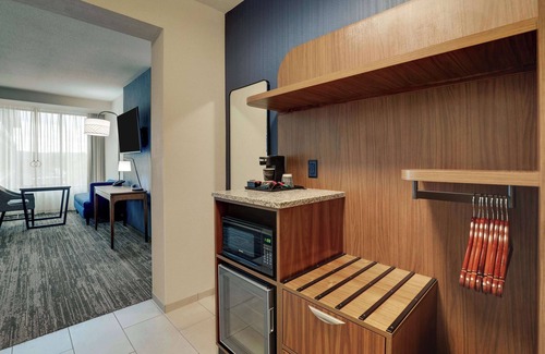 Twin Brook Hotel | Drury Plaza Hotel Chattanooga Hamilton Place