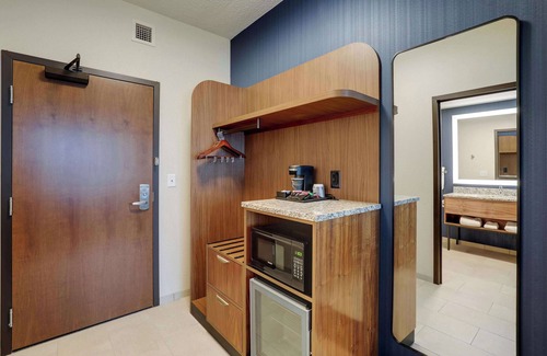 Twin Brook Hotel | Drury Plaza Hotel Chattanooga Hamilton Place