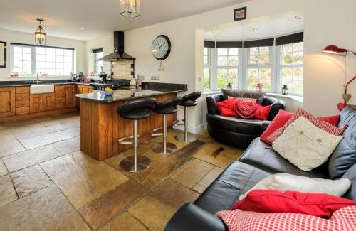 Llanengan House | Drws y Llan