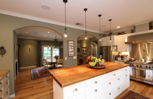 Geyserville House | Dry Creek Valley Home and Vineyard