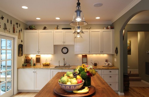 Geyserville House | Dry Creek Valley Home and Vineyard