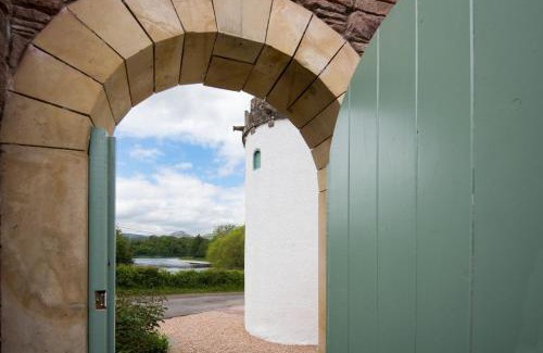 Melrose House | Dryburgh Stirling Two