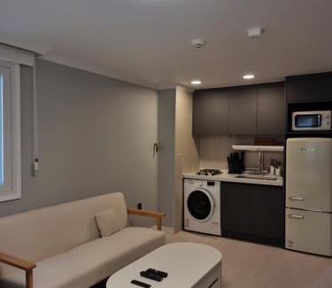 Sinsa-dong Apartment | DS Village