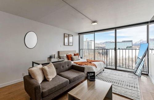 Downtown Salt Lake City Apartment | DT Studio Gym Pool Table 11th Floor Parking