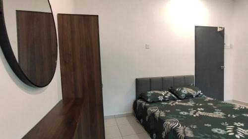 Durian Tunggal House | DT2165 Homestay 4 Room 8 Guest