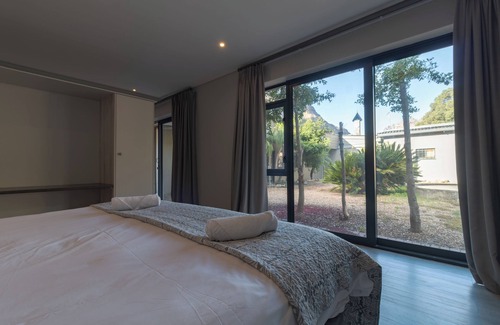 Paarl House | Du Kloof Lodge