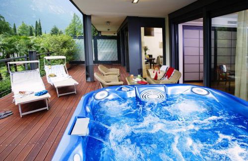 Riva del Garda Hotel | Du Lac Et Du Parc Grand Resort