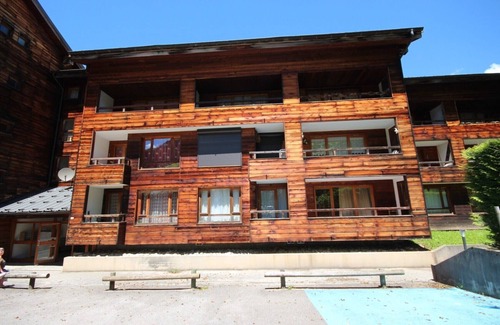 Saint-Jean-dʼAulps Apartment | dU¨PLEX APARTMENT WITH SWIMMING POOL ACCESS - SAINT JEAN D'AULPS SKI RESORT- 9 PEOPLE - DAILLE D10