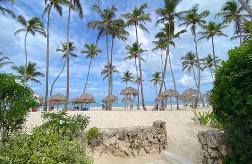 Bavaro Hotel | DUCASSI Hotel Studios Bavaro Beach WIFI