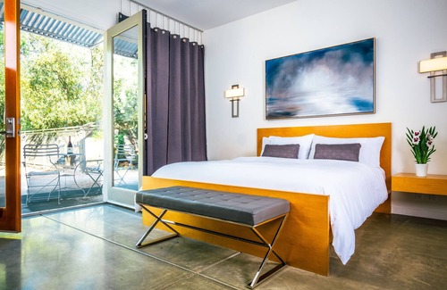Healdsburg Hotel | Duchamp Hotel Private Suites