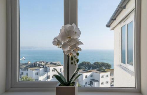 West Looe Apartment | Duchy Lemain Garden Apts