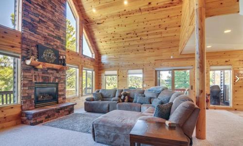 Long Valley Junction House | Duck Creek Cabin With Amazing View