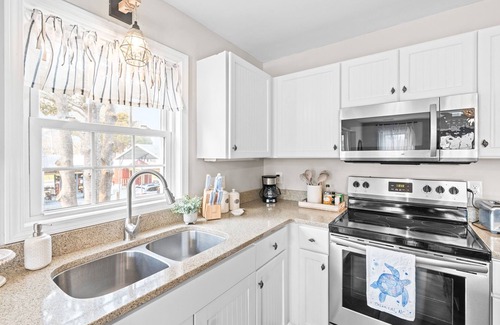 Oriental Cottage | Duck Pond Haven - Quaint Pet friendly Cottage