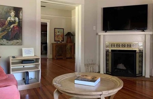 Duckpond House | Duckpond Charmer- a gem in the heart of Duckpond