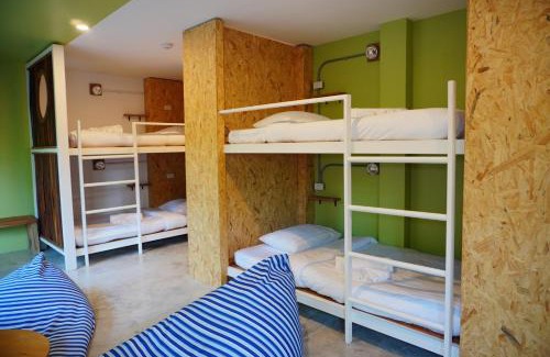 Ban Chao Mai Hotel | Dugong Village-Green Hotel