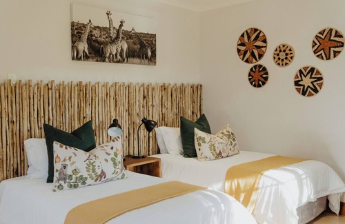 Hluhluwe Cabin | Duiker Game Lodge