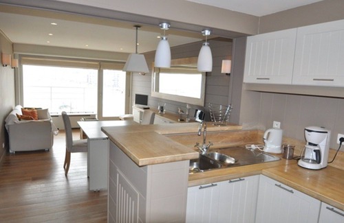 Duinbergen Apartment | Duinbergen Stay by the Sea