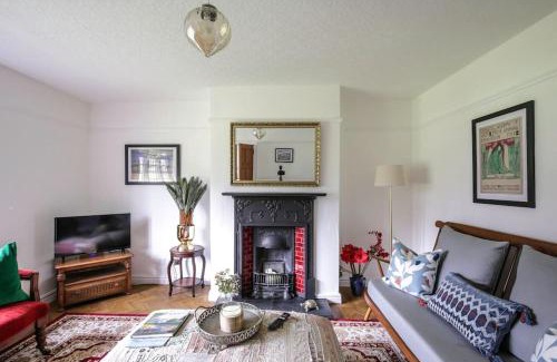 Port Sunlight House | Duke of York Cottage, Port Sunlight - Stanley-Stays
