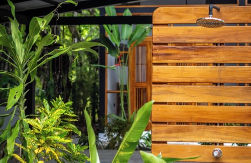 Puerto Jimenez Apartment | Dulce Olas - Cozy Guesthouse with Pool and Beach Access near Cabo Matapalo