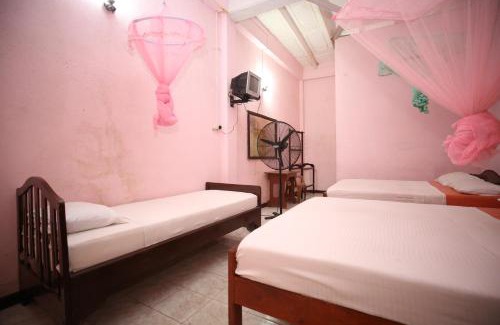 Anuradhapura Hotel | Dulmini Holiday Resort