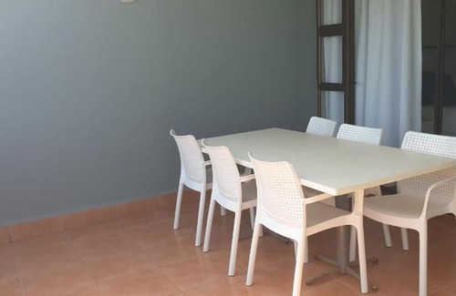 Manaba Beach Apartment | Dumela Margate Flat No 18