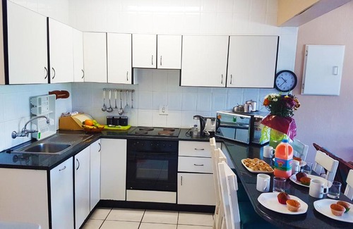 Manaba Beach Apartment | Dumela Margate Flat No 5