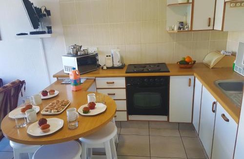 Manaba Beach Apartment | Dumela Margate Flat No 8