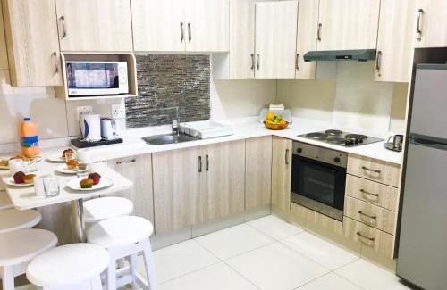 Manaba Beach Apartment | Dumela Margate Flat No 9