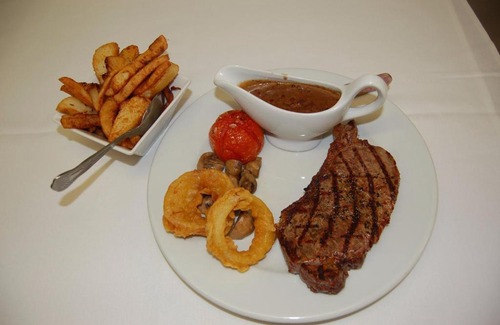 Sedgefield Bed & Breakfast | Dun Cow Inn