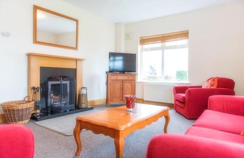 Tullaghan House | Duncarbury Heights - 4 Bedroom Detached House