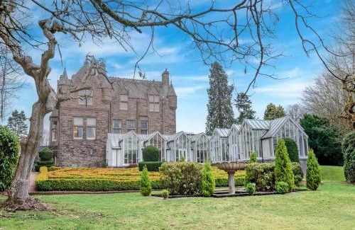 Glenisla Apartment | Dundee Serenity Spa Retreat near Perth