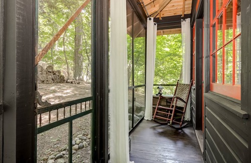 Saugatuck Cabin | Dune Buggy Cottage at Treetops - a Lakewood Lux property