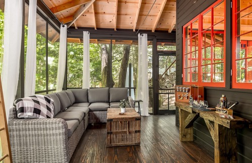 Saugatuck Cabin | Dune Buggy Cottage at Treetops - a Lakewood Lux property