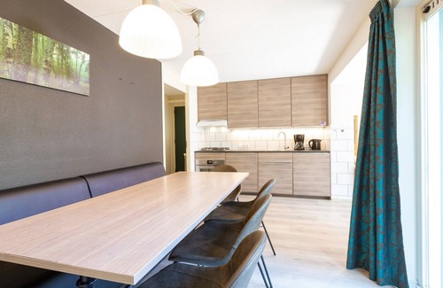 Bohemen en Meer en Bos Villa | Dune Villa in Kijkduin with Sauna