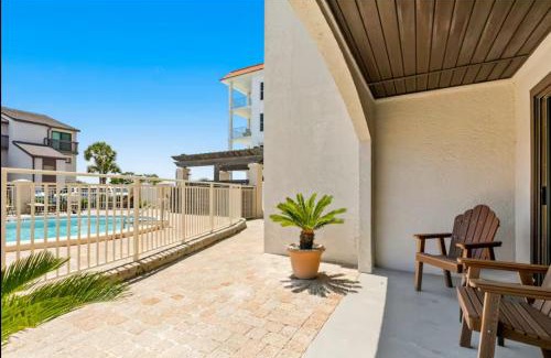 Fort Walton Beach House | Dune Villas 7A is a 1 bed and 1 bath unit located off beautiful 30A