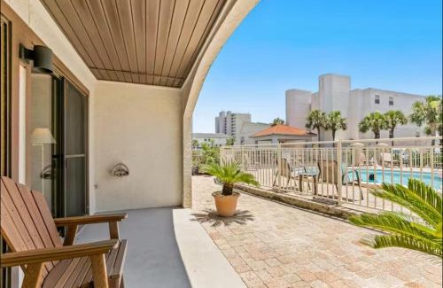Fort Walton Beach House | Dune Villas 7A is a 1 bed and 1 bath unit located off beautiful 30A