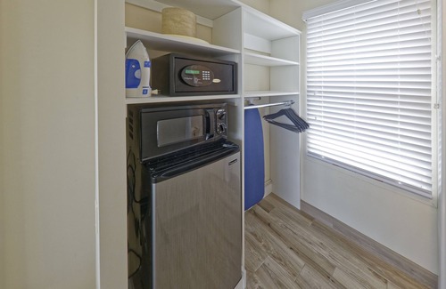 Ocean City Hotel | Dunes Court