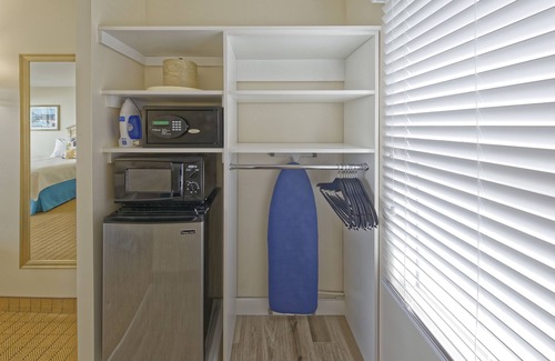 Ocean City Hotel | Dunes Court