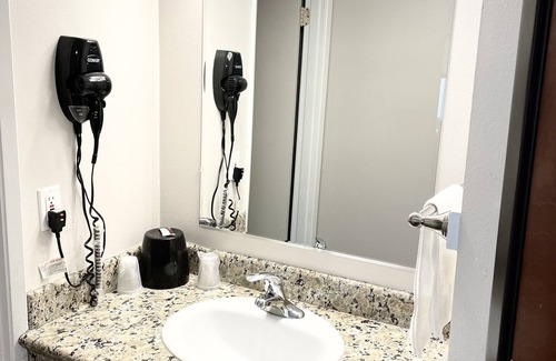 Hillsboro Hotel | Dunes Motel Hillsboro