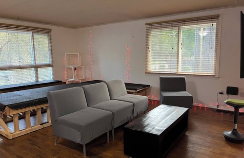 Seattle Metro Area House | Dungeon Getaway and Group Event Space