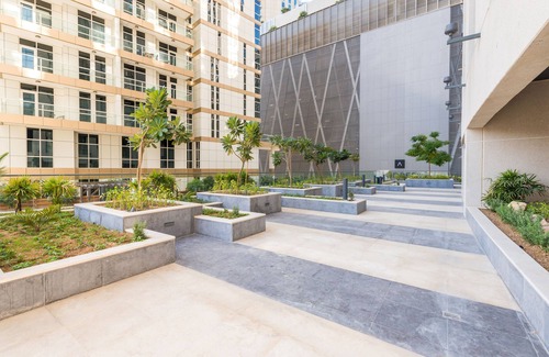 Downtown Dubai Apartment | Dunya Tower - Downtown Luxury - 5 Min Walk To Dubai Mall!