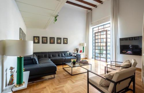 Tricolore Apartment | [Duomo 15 minuti a piedi] Luxury*Wifi*Netflx
