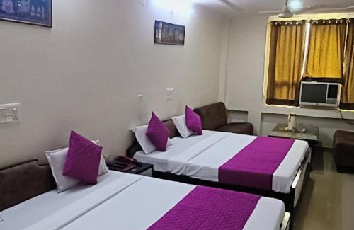 Rakabganj Hotel | Dup