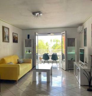La Saline Les Bains Apartment | Duplex 1 mn plage de trou d eau location a la semaine minimum