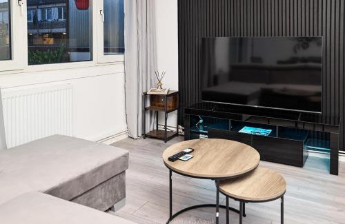 Norbiton Apartment | Duplex 3- Bed Apartment Kingston